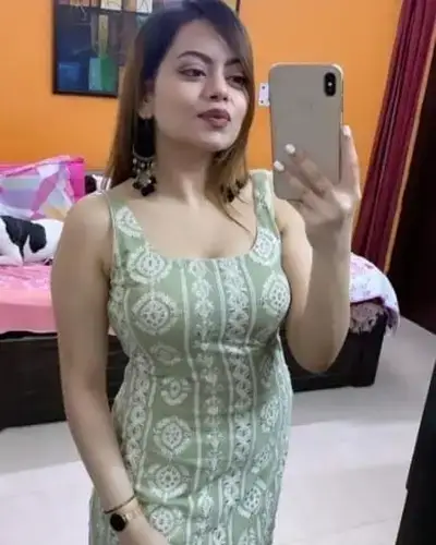 Call Girl in Shree Nagar